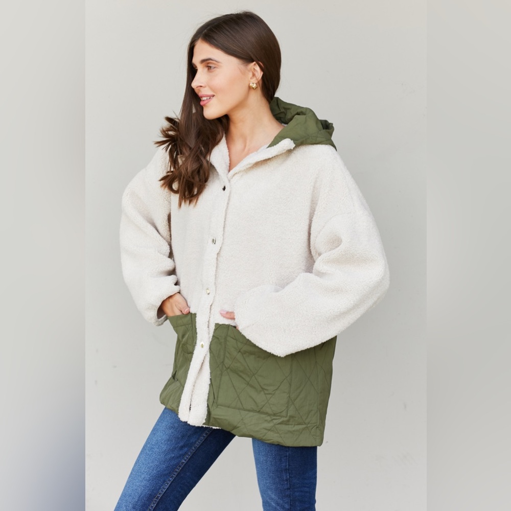 Contrast Spliced Sherpa Quilted Hooded Jacket